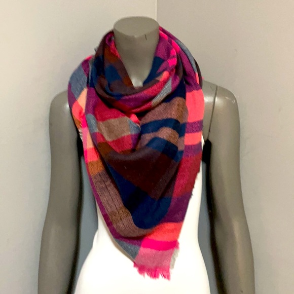 NWT STITCH & STONE COLOURFUL PINK & BLUE UNISEX BLANKET SCARF/SHAWL/WRAP - Picture 3 of 8